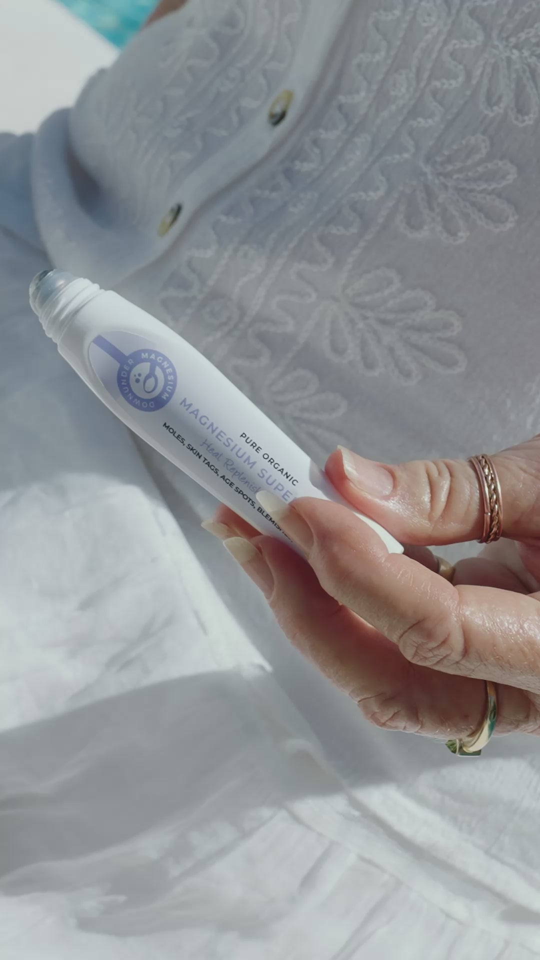 
                  
                    Load and play video in Gallery viewer, The Skin Tag Gone Duo – for Skin Tags, Moles &amp;amp; Keratosis
                  
                